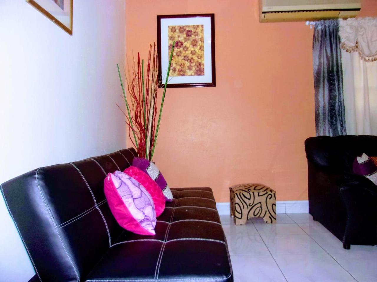 Central Oaklands Kingston Apt Kültér fotó