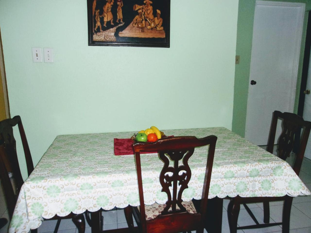 Central Oaklands Kingston Apt Kültér fotó